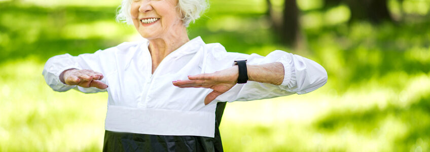 Physical therapy builds seniors’ strength, balance, and confidence